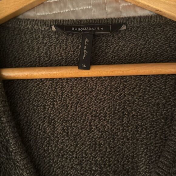 BCBGMAXAZRIA GREEN SWEATER - Picture 2 of 3